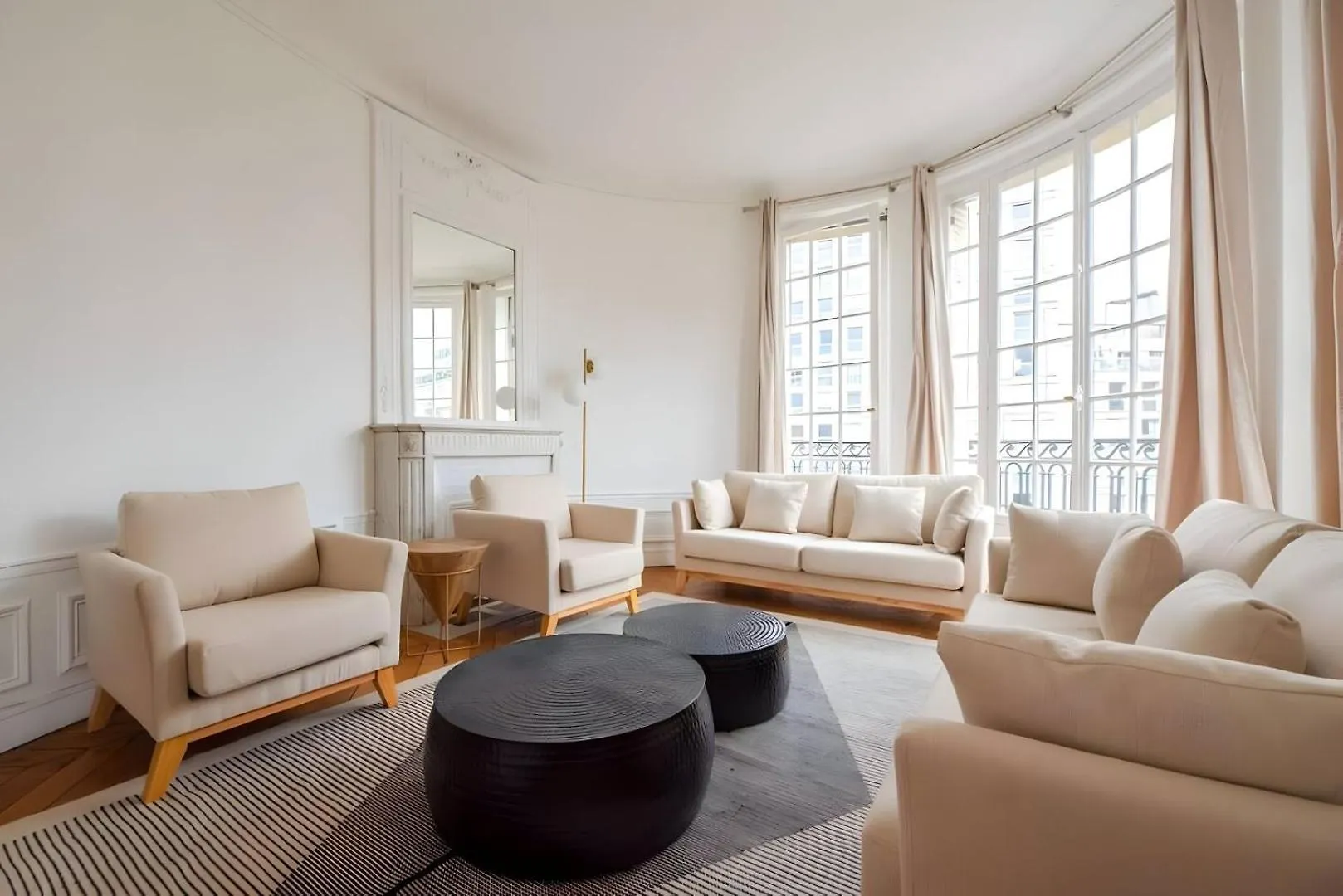 Tbs 323 - Superb Apartment With Eiffel Tower View Paris France