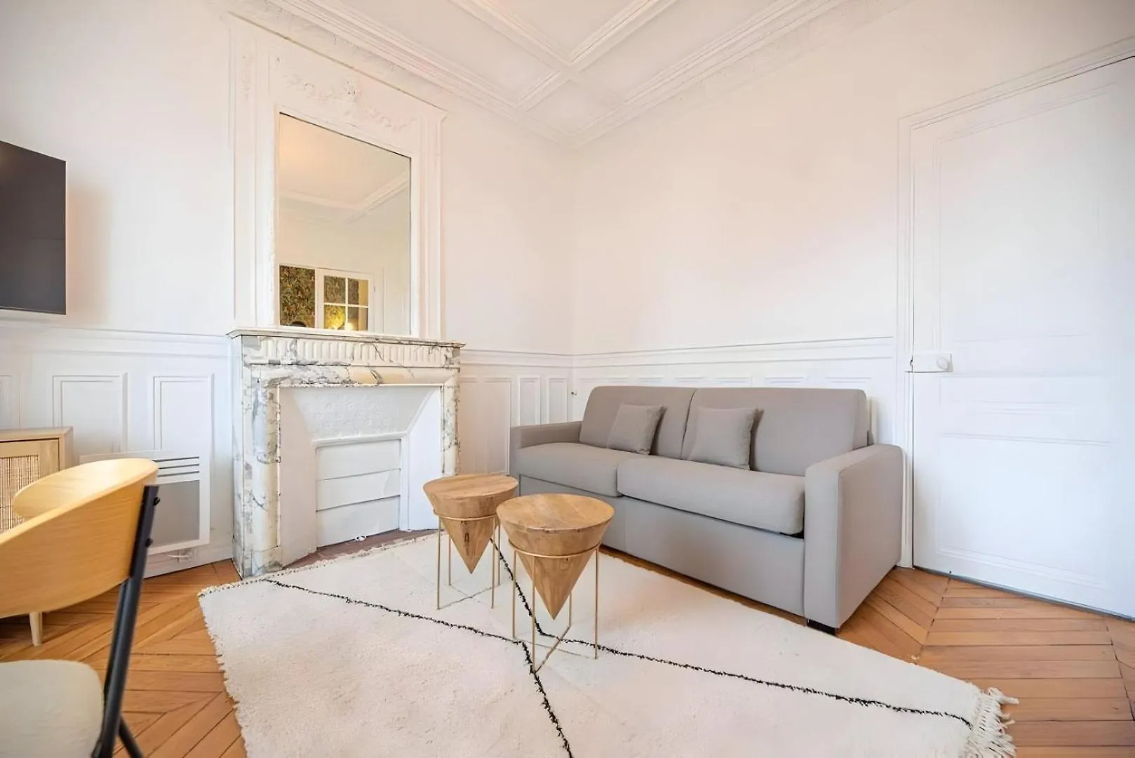 Tbs 323 - Superb Apartment With Eiffel Tower View Paris France