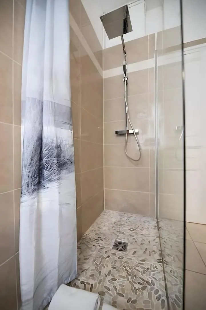 Tbs 323 - Superb Apartment With Eiffel Tower View Parigi
