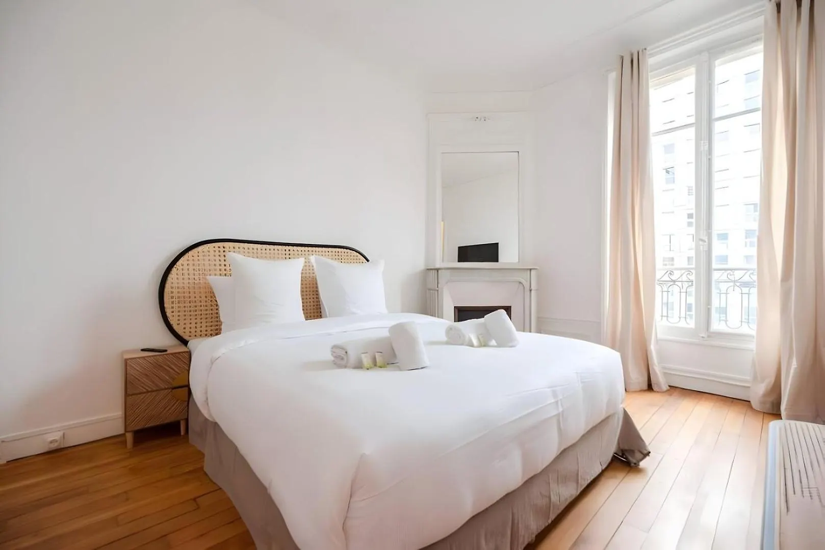 Tbs 323 - Superb Apartment With Eiffel Tower View Parigi